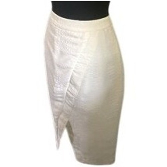 JENNIFER LOPEZ White Pencil Skirt Python Embossed Front Slit Gold Zipper Size 12 - Picture 4 of 8